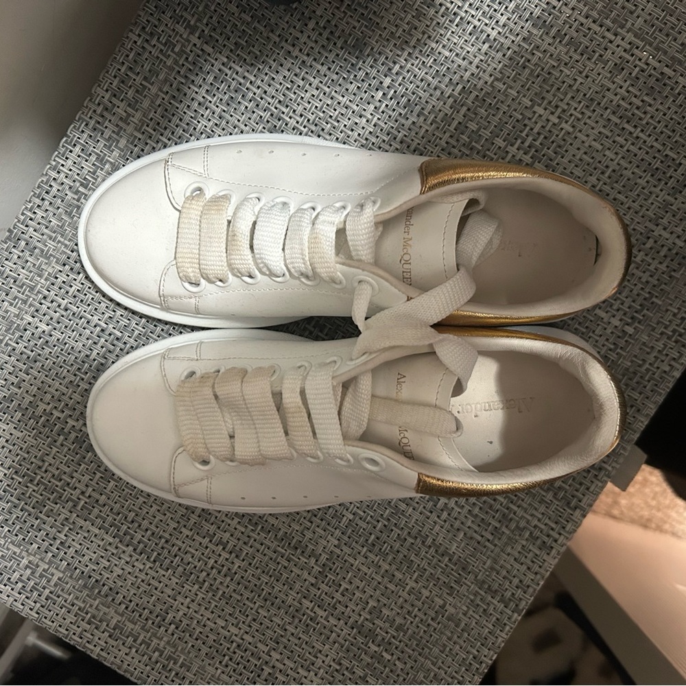Alexander McQueen sneakers - Picture 6 of 7